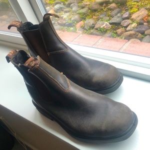 Blundstone chelsea boot - dark brown (5.5 men’s, 8 women’s)